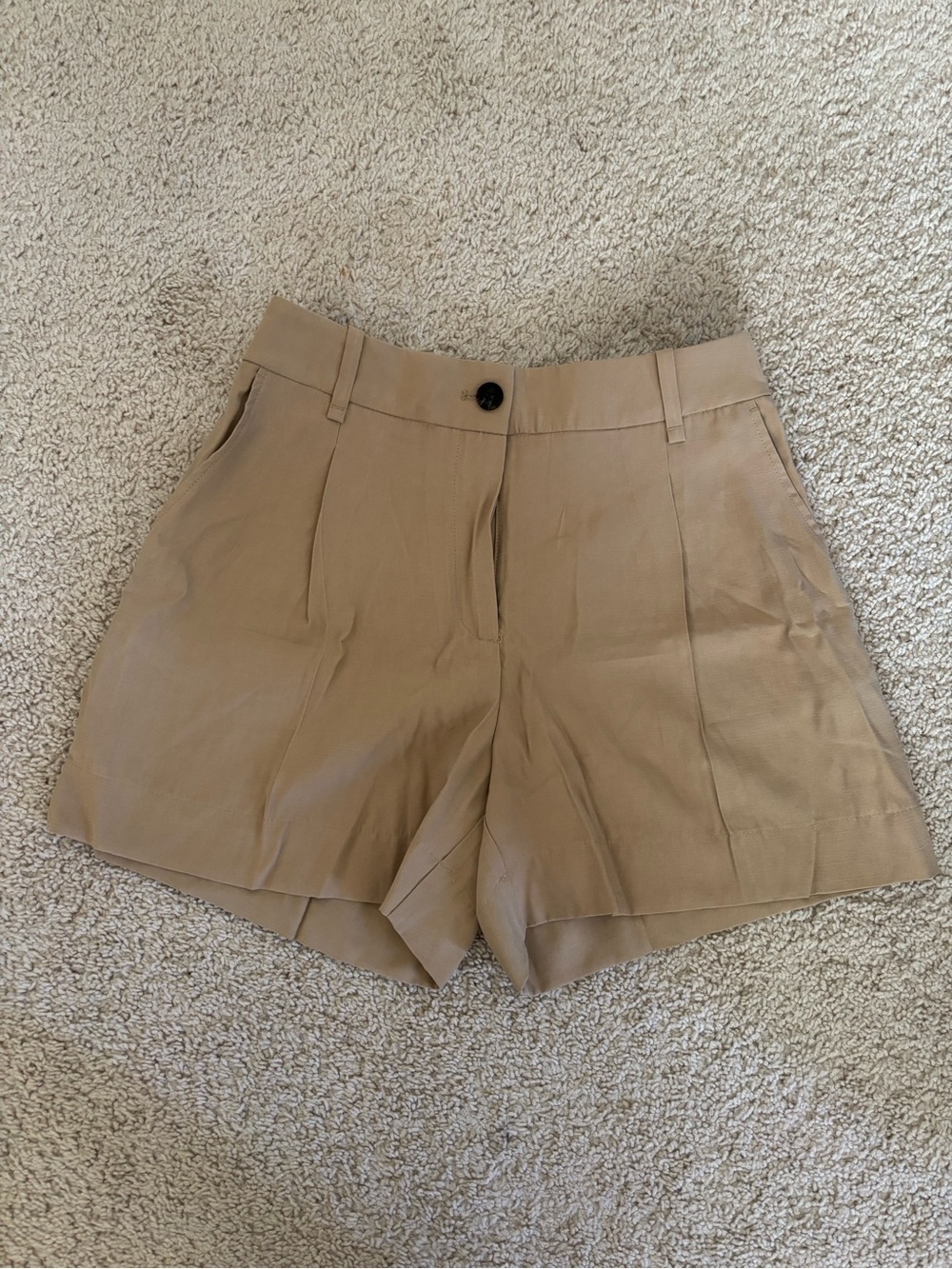 NWT H&M Women's Tailored High-Waist Shorts - Tan